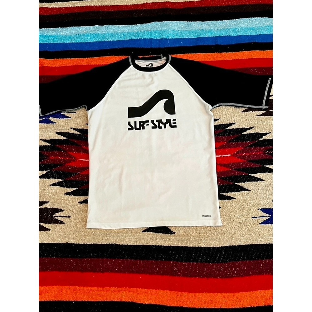 Surf Style Surfing Shirt Men's L Black and White Stretch BeachCore